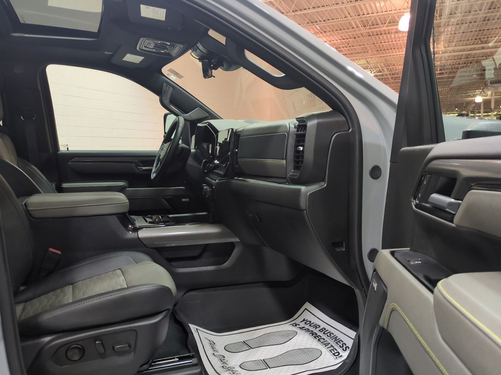 2025 Chevrolet Silverado 2500HD ZR2