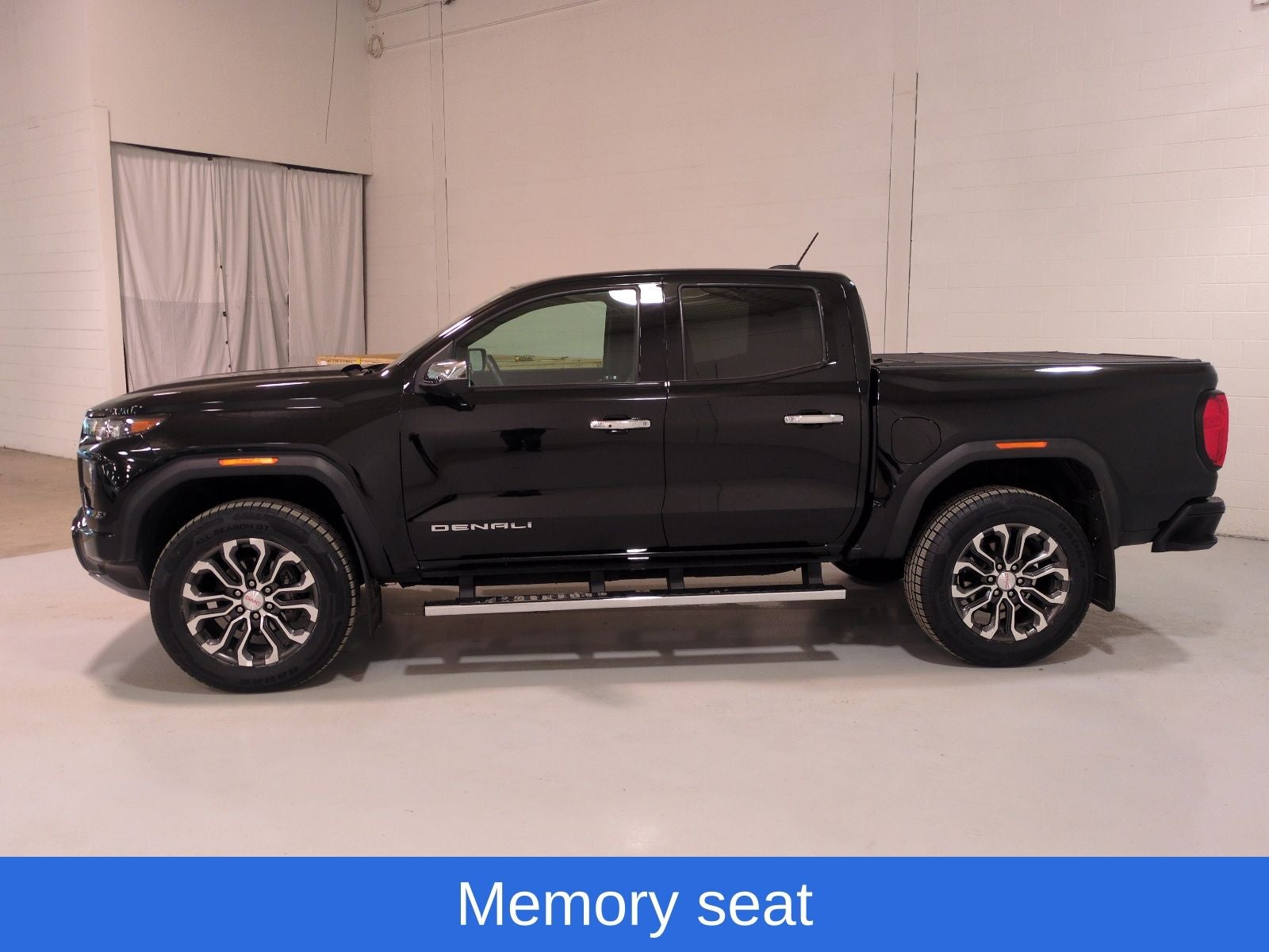 2023 GMC Canyon Denali