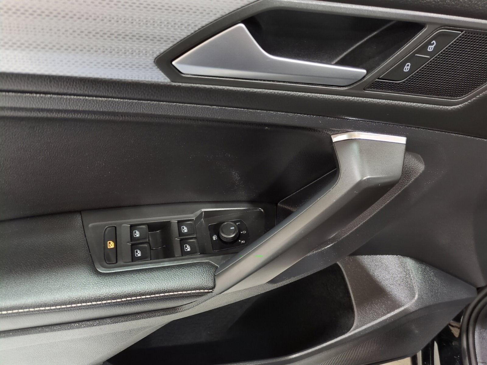 2022 Volkswagen Tiguan 2.0T S