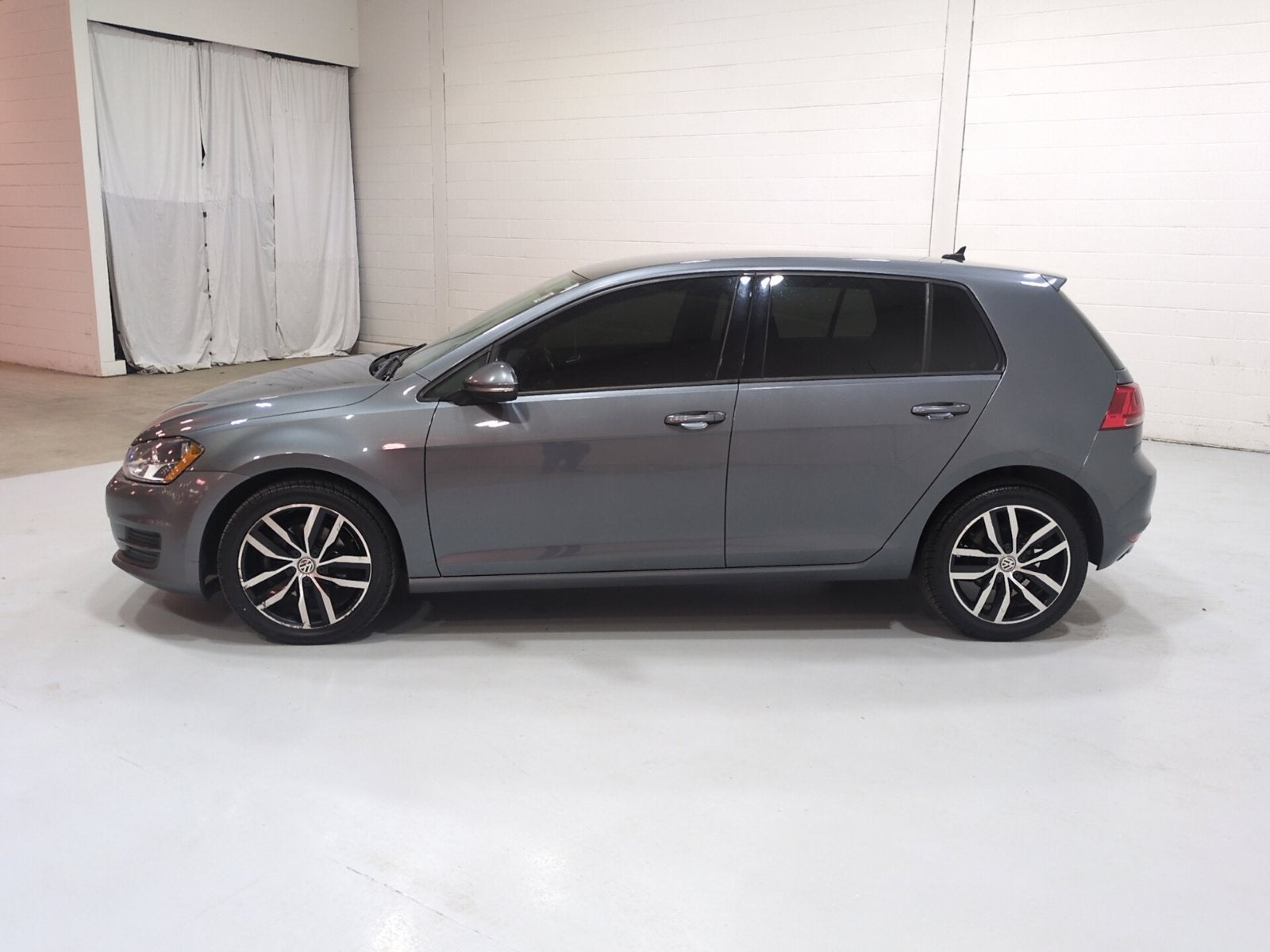2015 Volkswagen Golf TDI S 4-Door