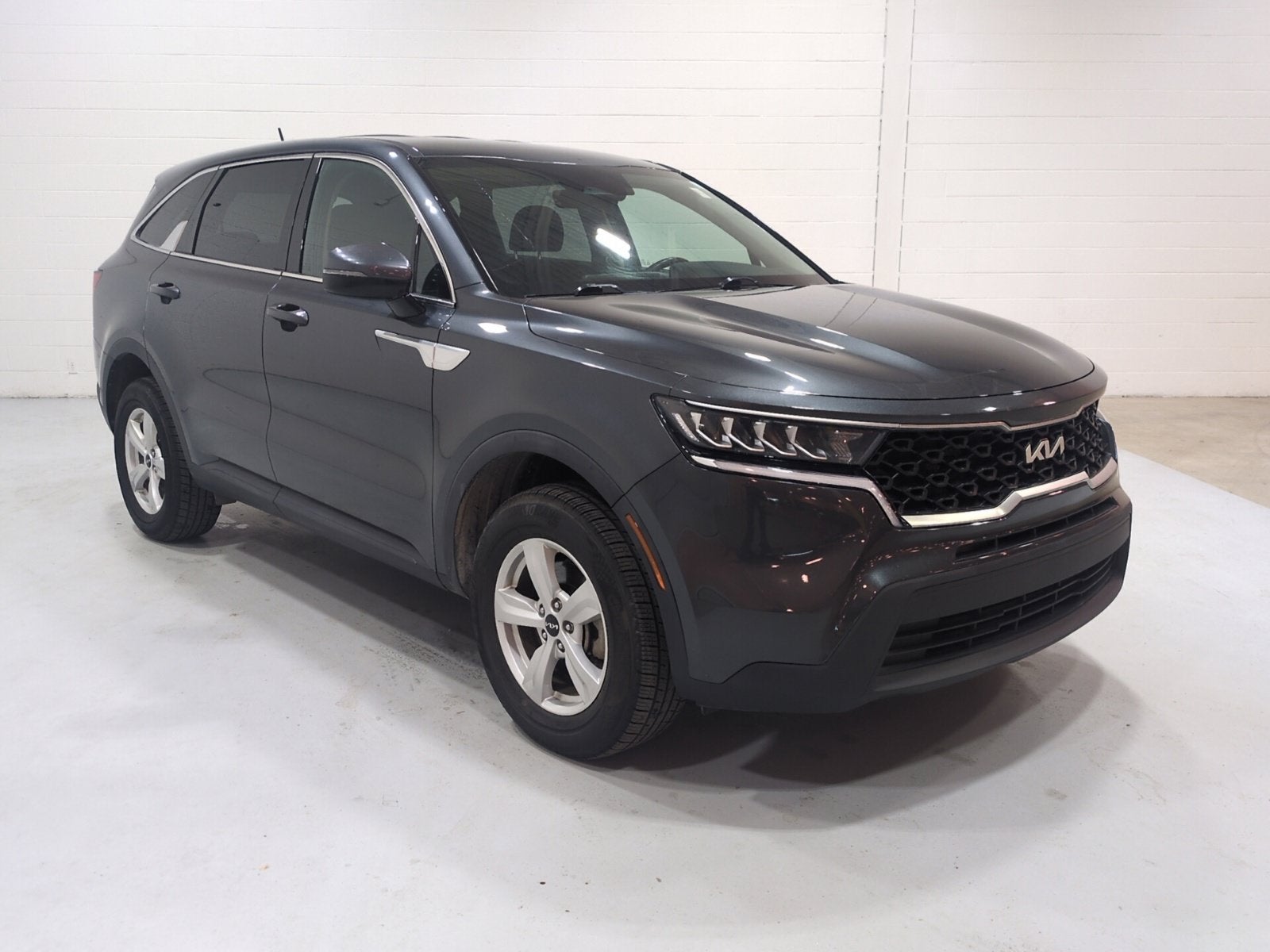 2022 Kia Sorento LX