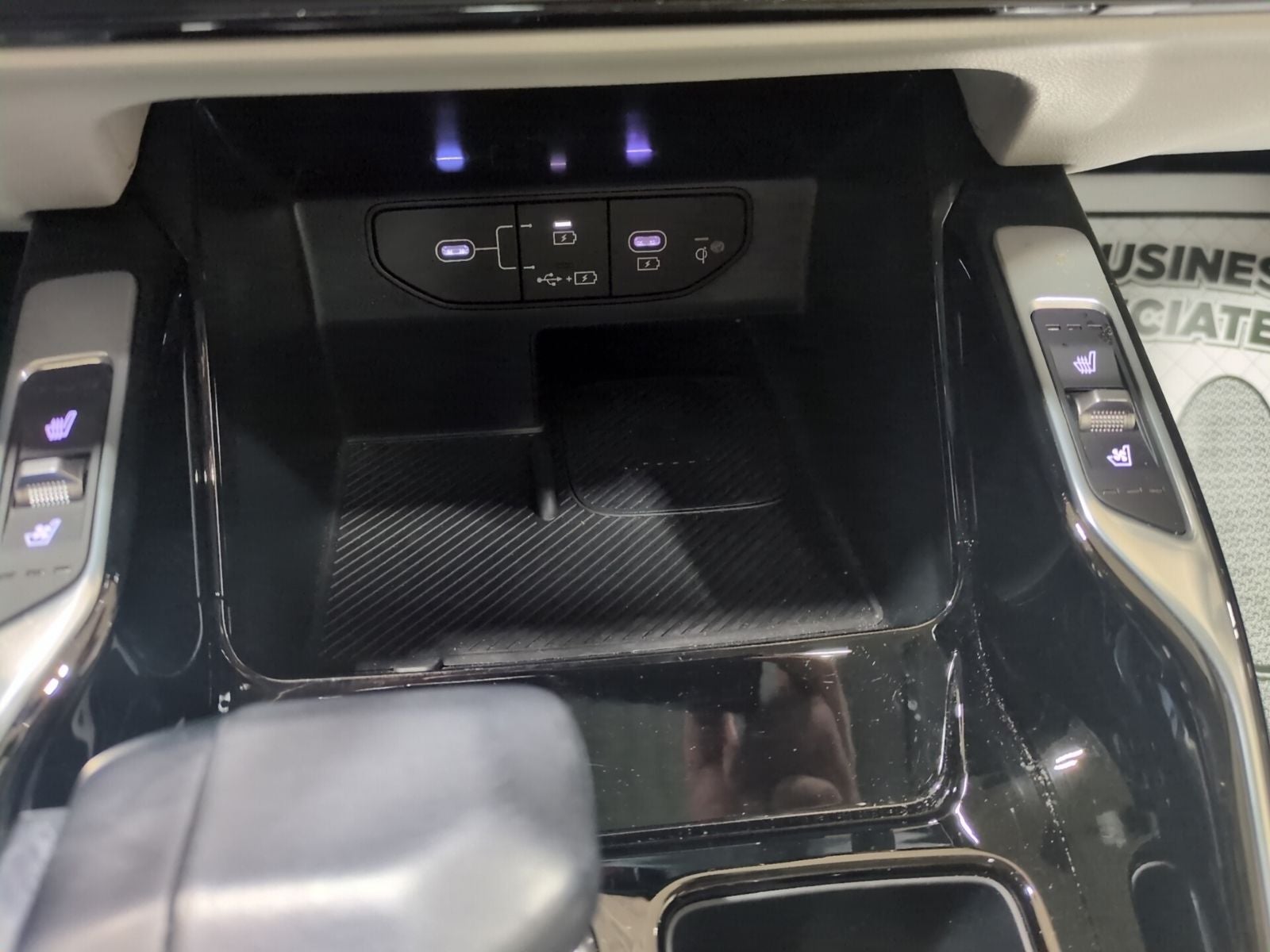 2024 Kia Sorento X-Line SX