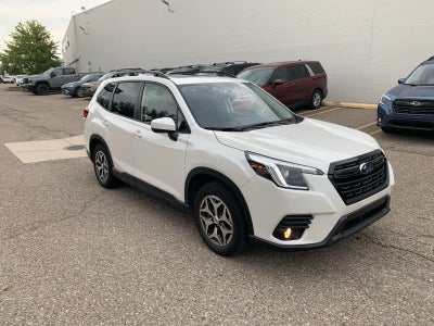 2023 Subaru Forester Premium