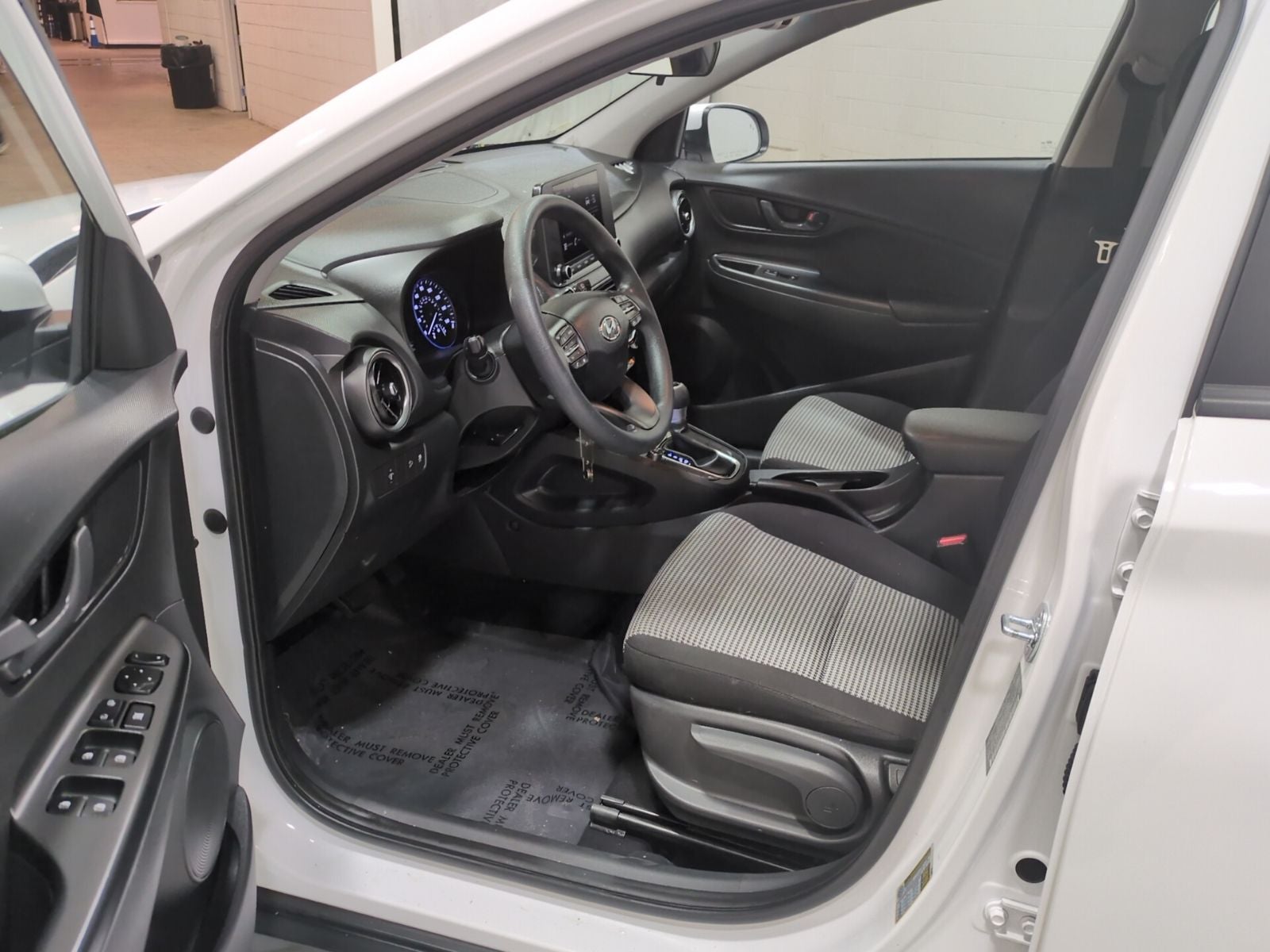 2023 Hyundai Kona SE