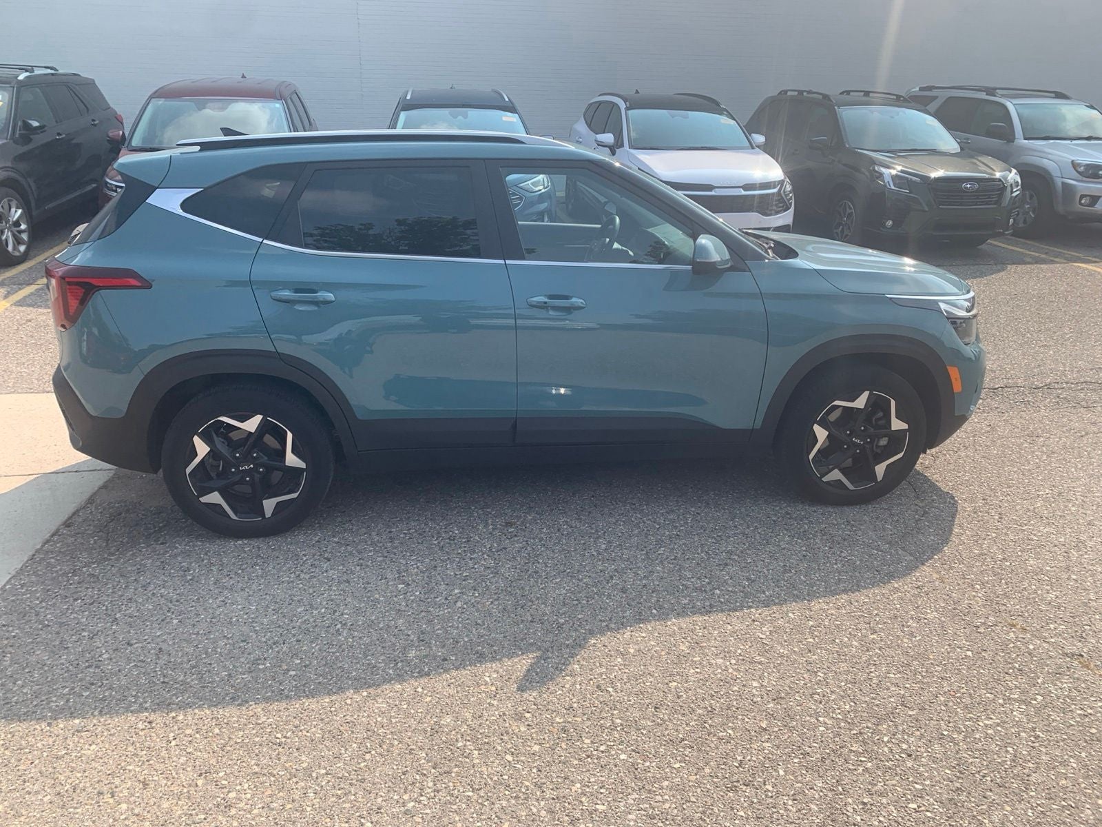 2025 Kia Seltos EX