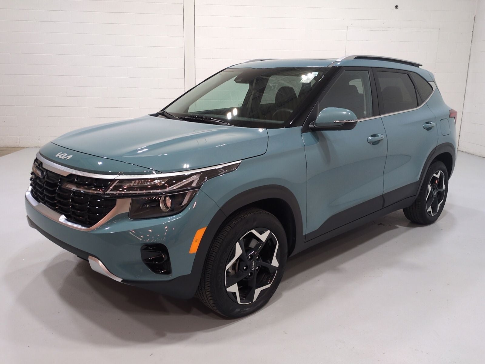 2025 Kia Seltos EX