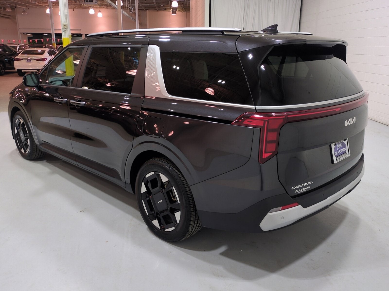 2025 Kia Carnival EX